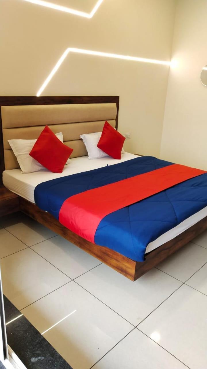 Hotel Kailash Virpur Экстерьер фото